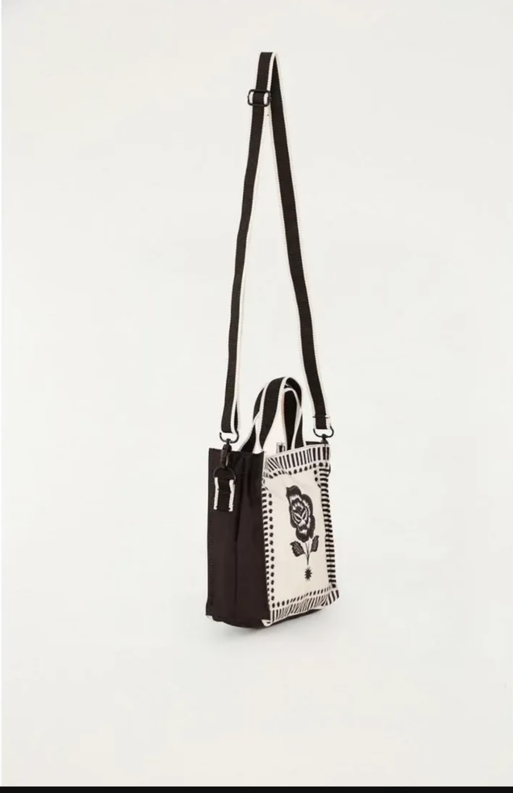 Bolsa Mimo Universitária Romântica Farm R: - Imagem 3